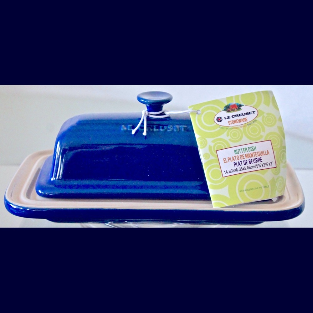 LE CREUSET BLUE BUTTER DISH 17-26 1/4 LB COVERED STONEWARE NEW